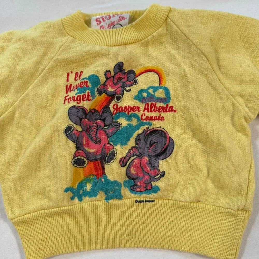 Vintage yellow sweatshirt Jasper Alberta,‎ Canada Signal originals tag size 12M